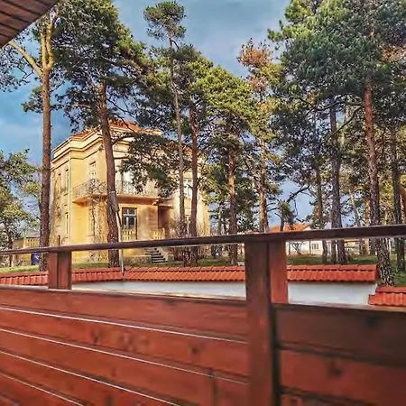 Апартамент Forest View в комплекс вели хилс